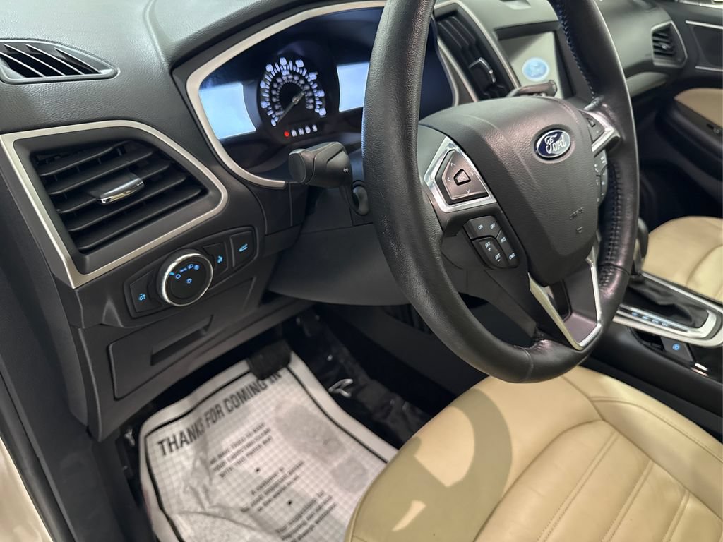 Used 2017 Ford Edge SEL w/ Equipment Group 201A FWD image 28