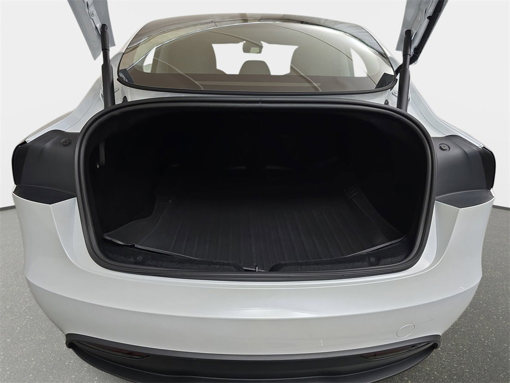 Used 2025 Tesla Model 3 Long Range image 16