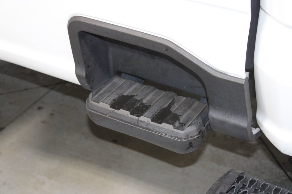 Used 2023 Ford F350 XLT w/ 360-Degree Camera Package image 14