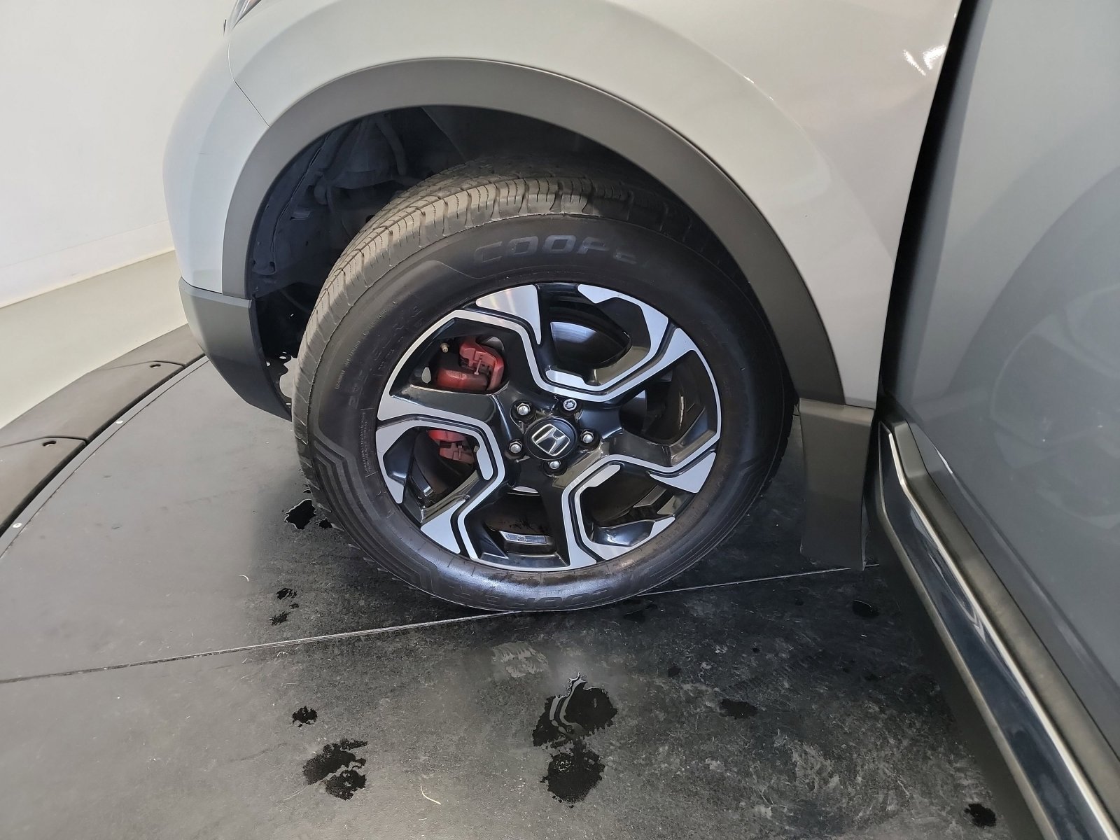 Used 2018 Honda CR-V Touring image 30