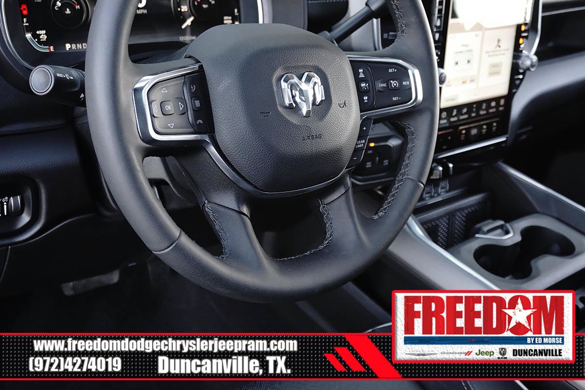 Used 2025 RAM 3500 Laramie AWD/4WD image 26