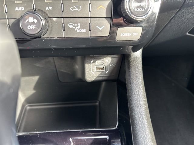 Used 2026 Jeep Compass Limited AWD/4WD image 30
