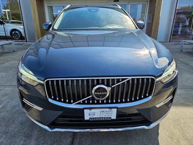 Used 2023 Volvo XC60 B5 Plus AWD/4WD image 2