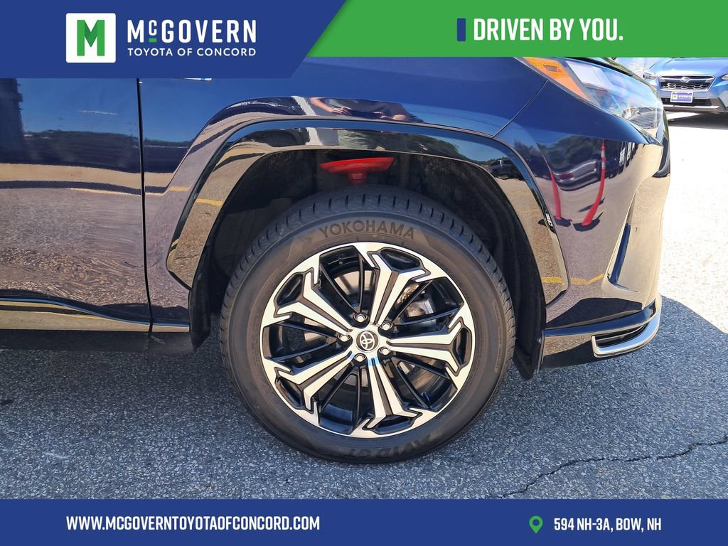Used 2024 Toyota RAV4 XSE w/ Weather Package AWD/4WD image 12