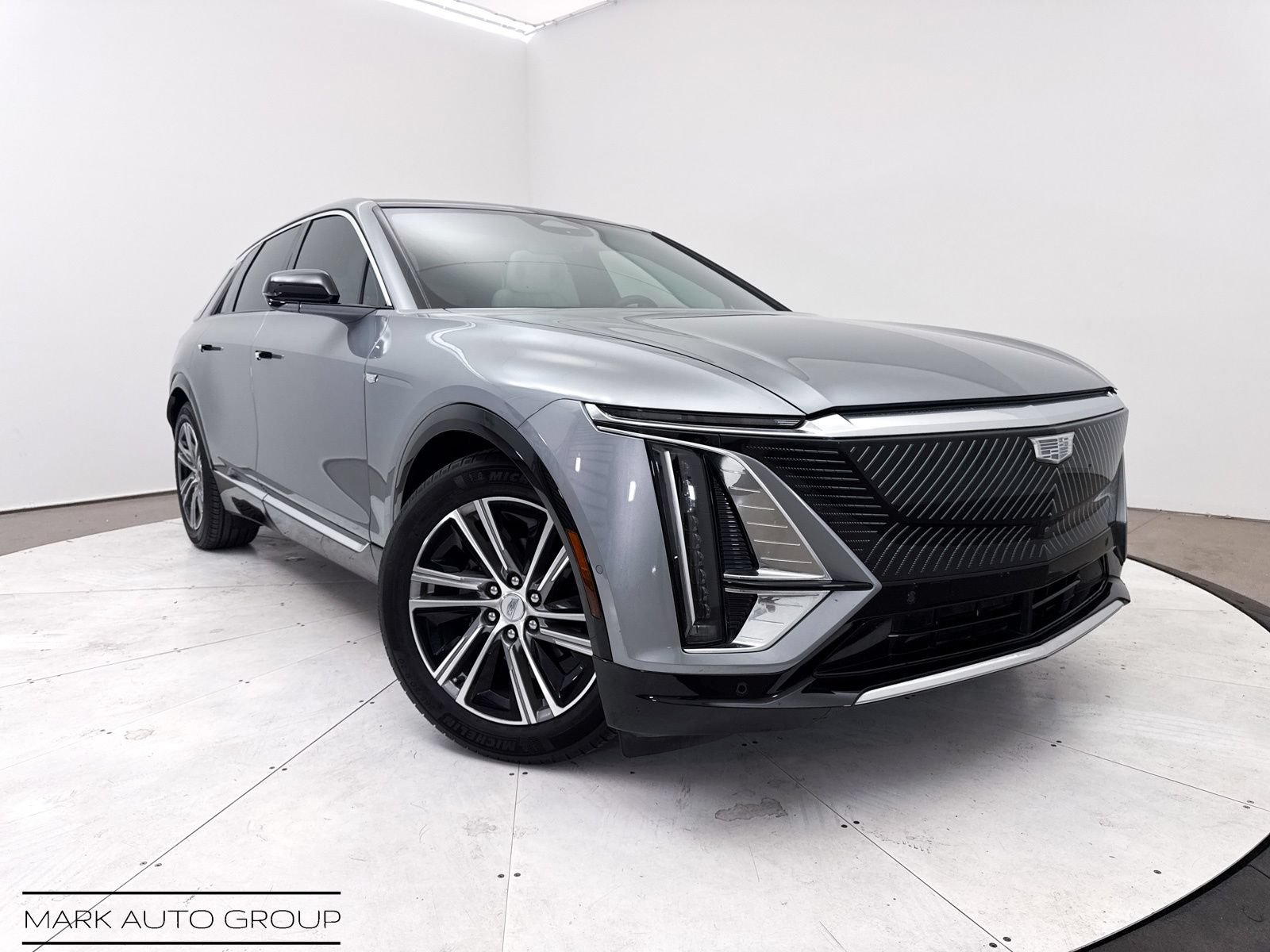 Used 2024 Cadillac Lyriq Luxury