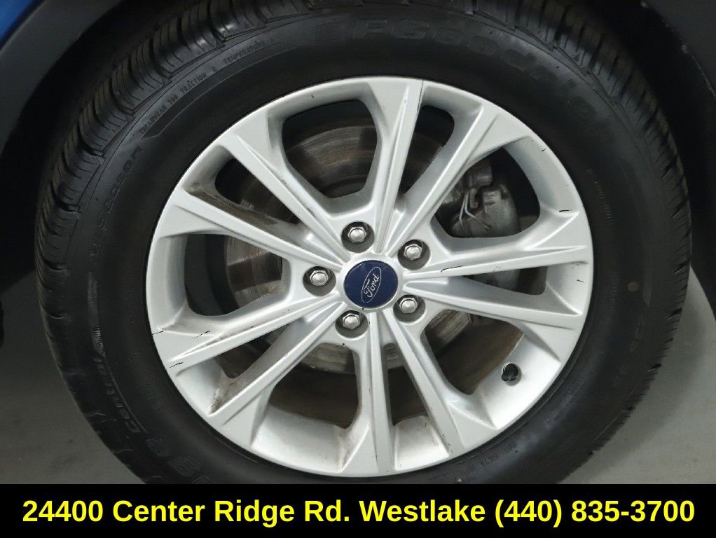 Used 2017 Ford Escape SE image 10