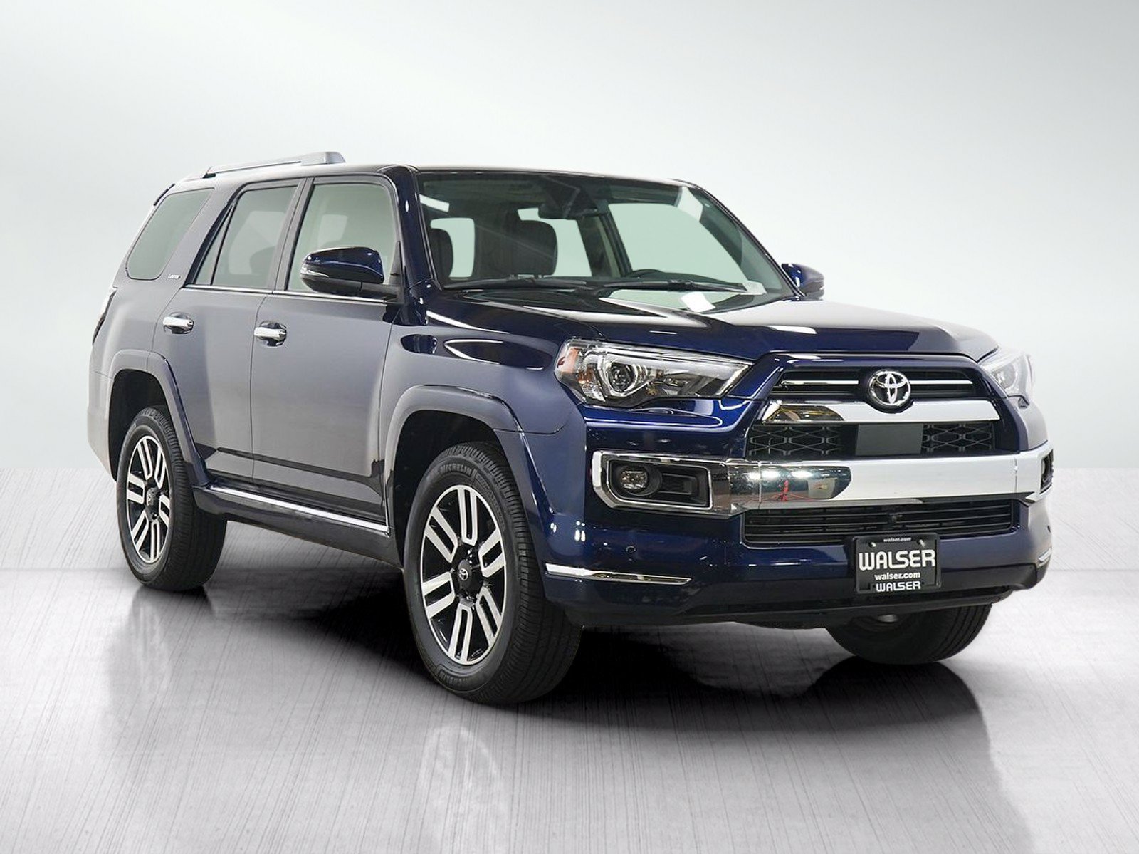 Used 2022 Toyota 4Runner Limited AWD/4WD image 7