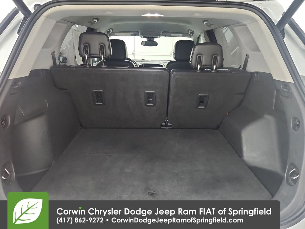 Used 2020 GMC Terrain SLT w/ Preferred Package AWD/4WD image 13
