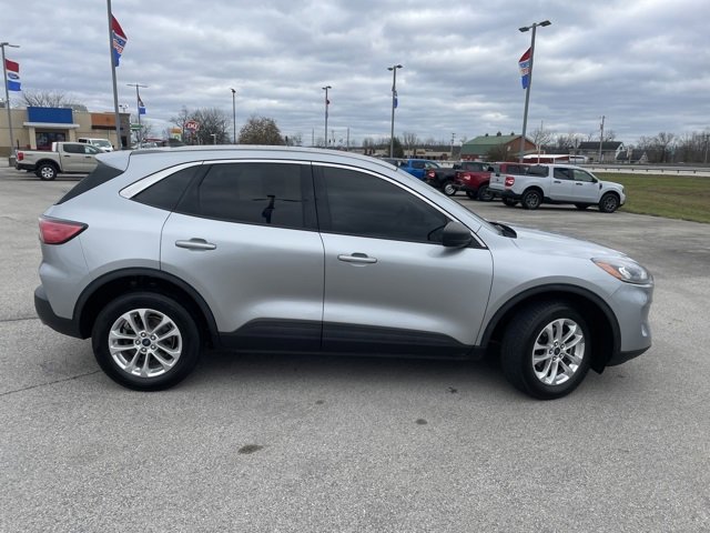 Used 2022 Ford Escape SE image 13