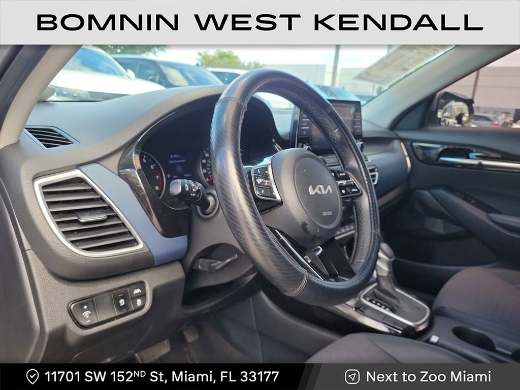 Used 2023 Kia Seltos S image 6