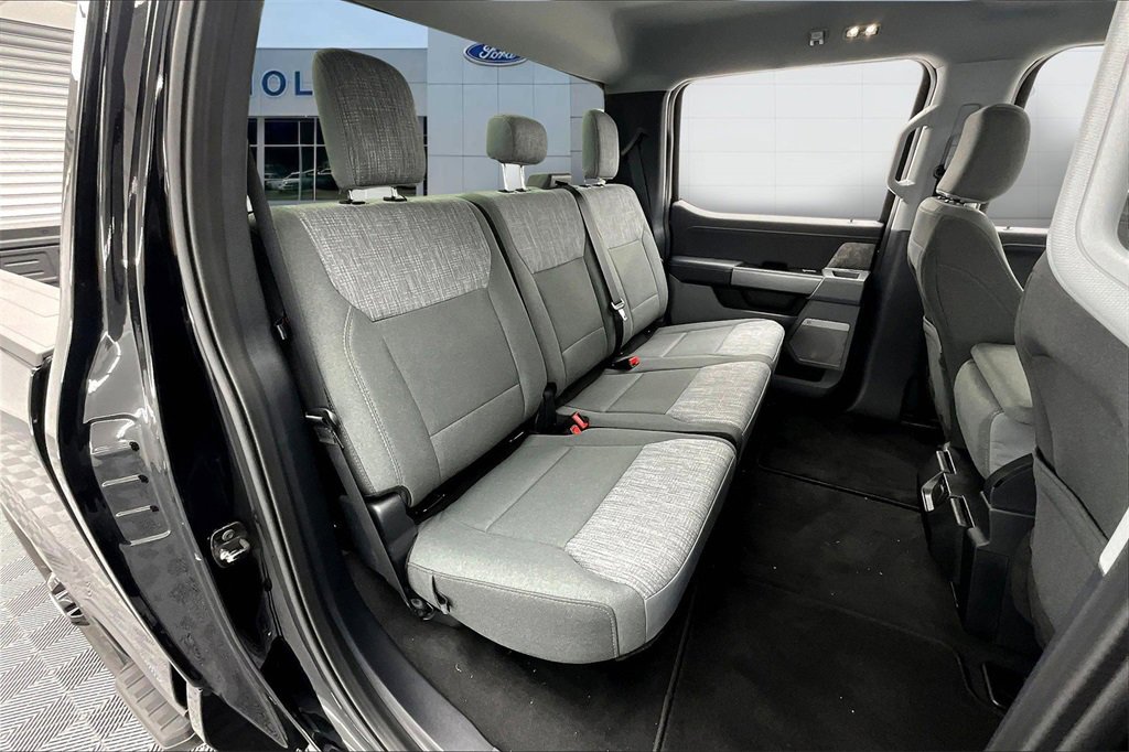 New 2026 Ford F250 XLT w/ XLT Premium Package image 10