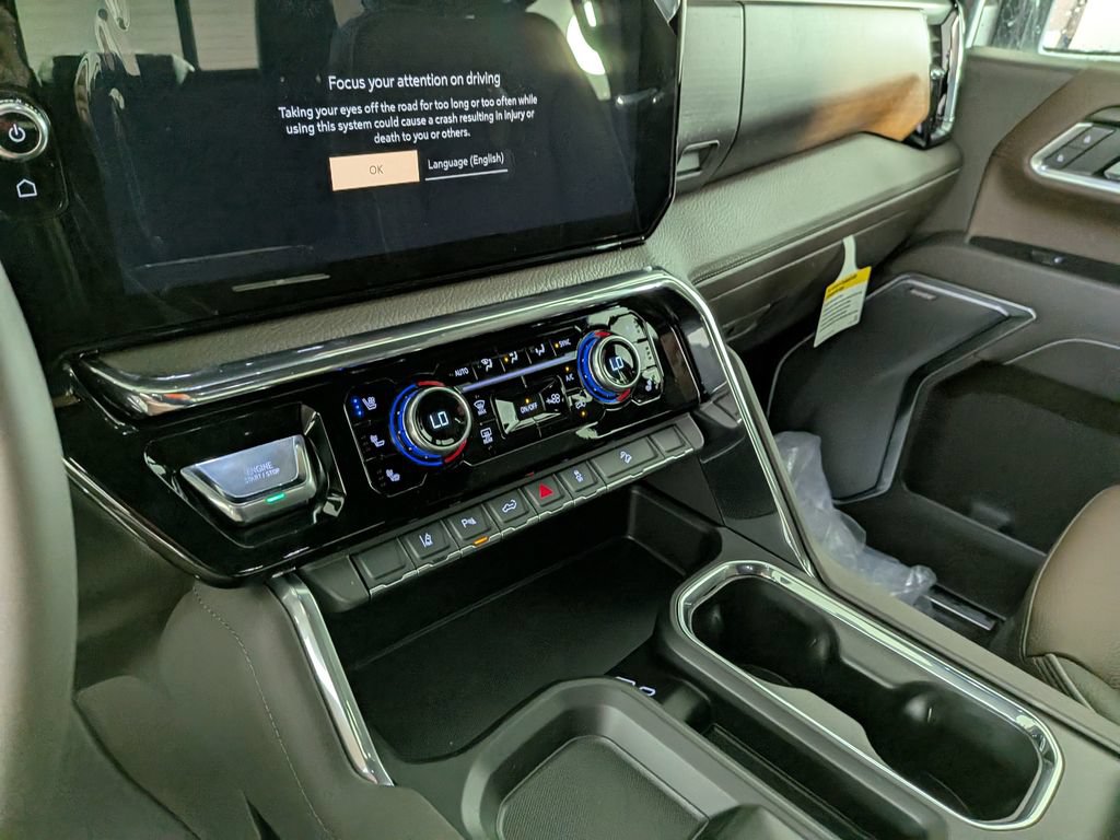 New 2026 GMC Sierra 2500 Denali w/ Denali Reserve Package AWD/4WD image 23