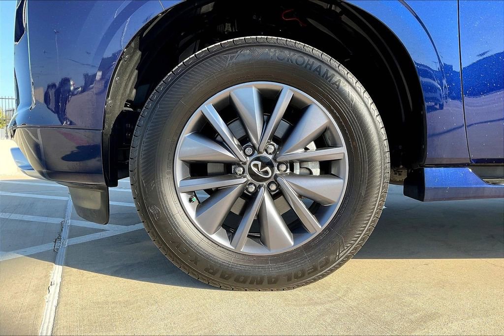 Certified 2025 INFINITI QX80 Pure image 12