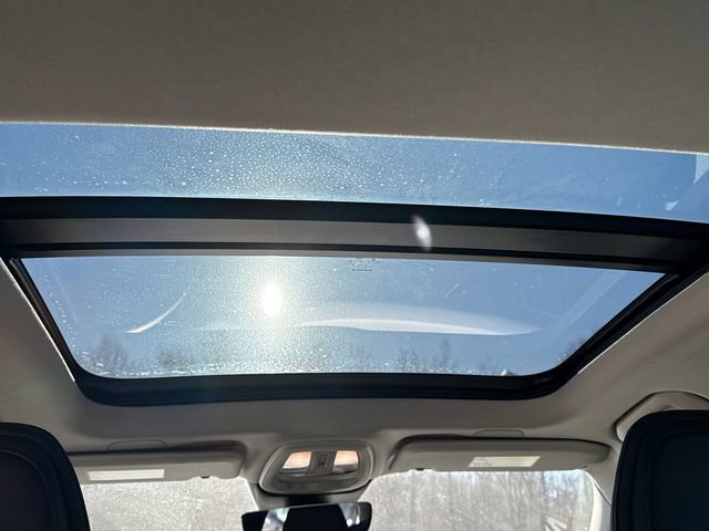 Certified 2024 Volvo S60 T8 Plus image 26