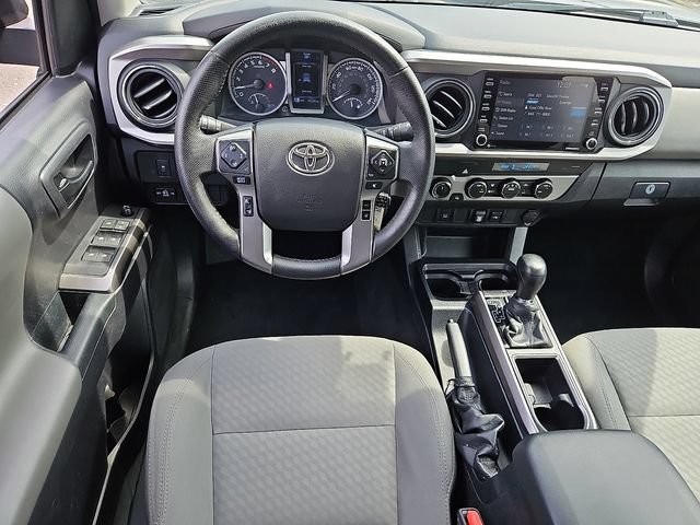 Used 2021 Toyota Tacoma SR5 AWD/4WD image 11