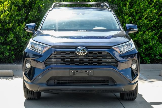 Used 2020 Toyota RAV4 XLE Premium AWD/4WD image 6