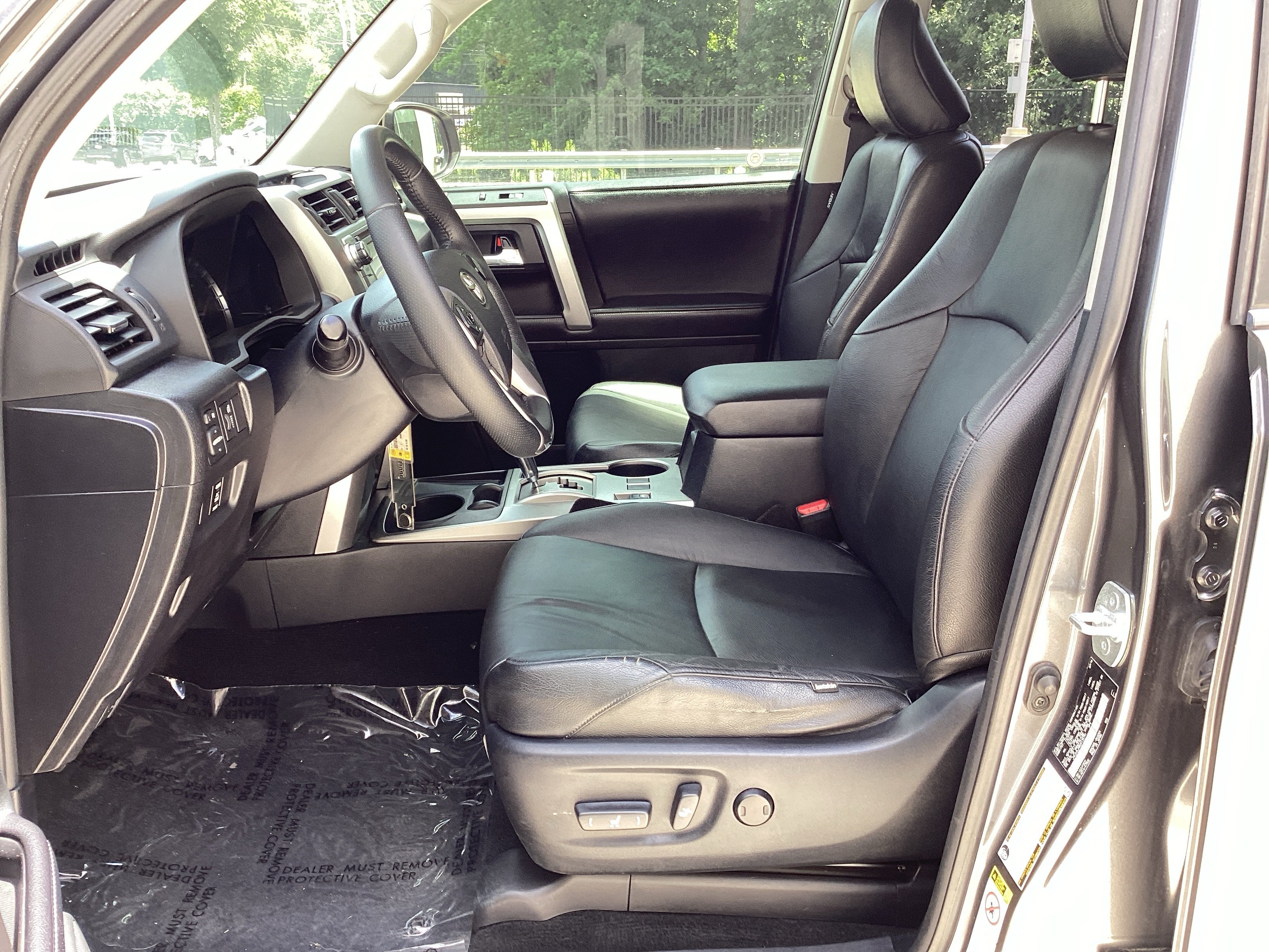 Used 2016 Toyota 4Runner SR5 RWD image 17