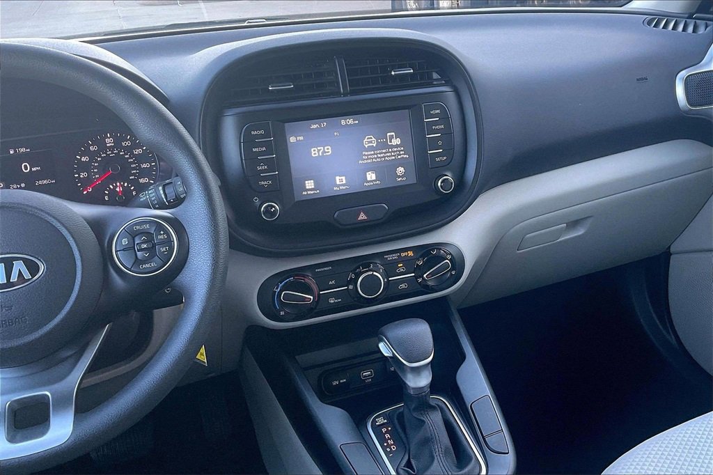 Certified 2021 Kia Soul LX image 6