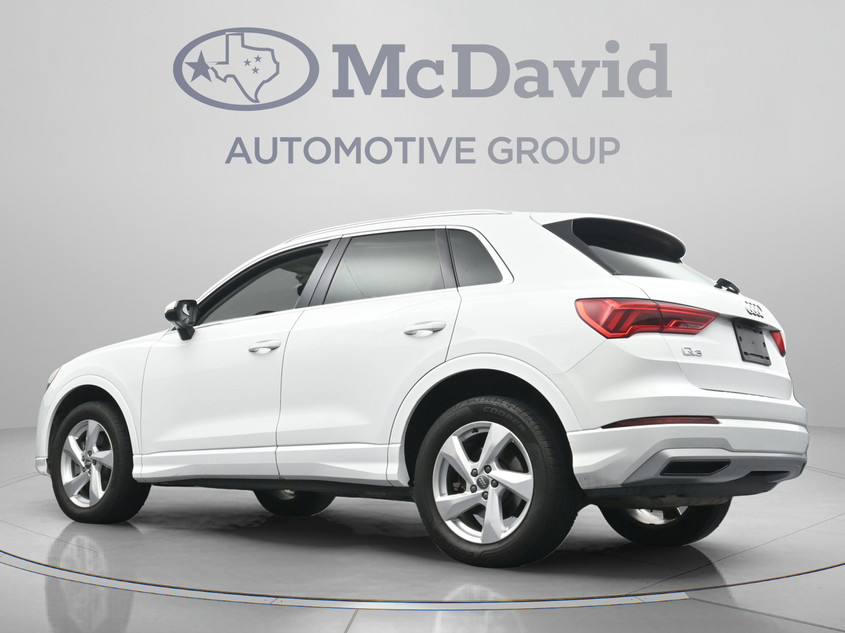 Used 2020 Audi Q3 2.0T Premium AWD/4WD image 29