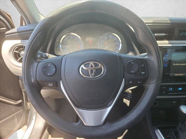Used 2018 Toyota Corolla LE w/ LE Premium Package FWD image 11