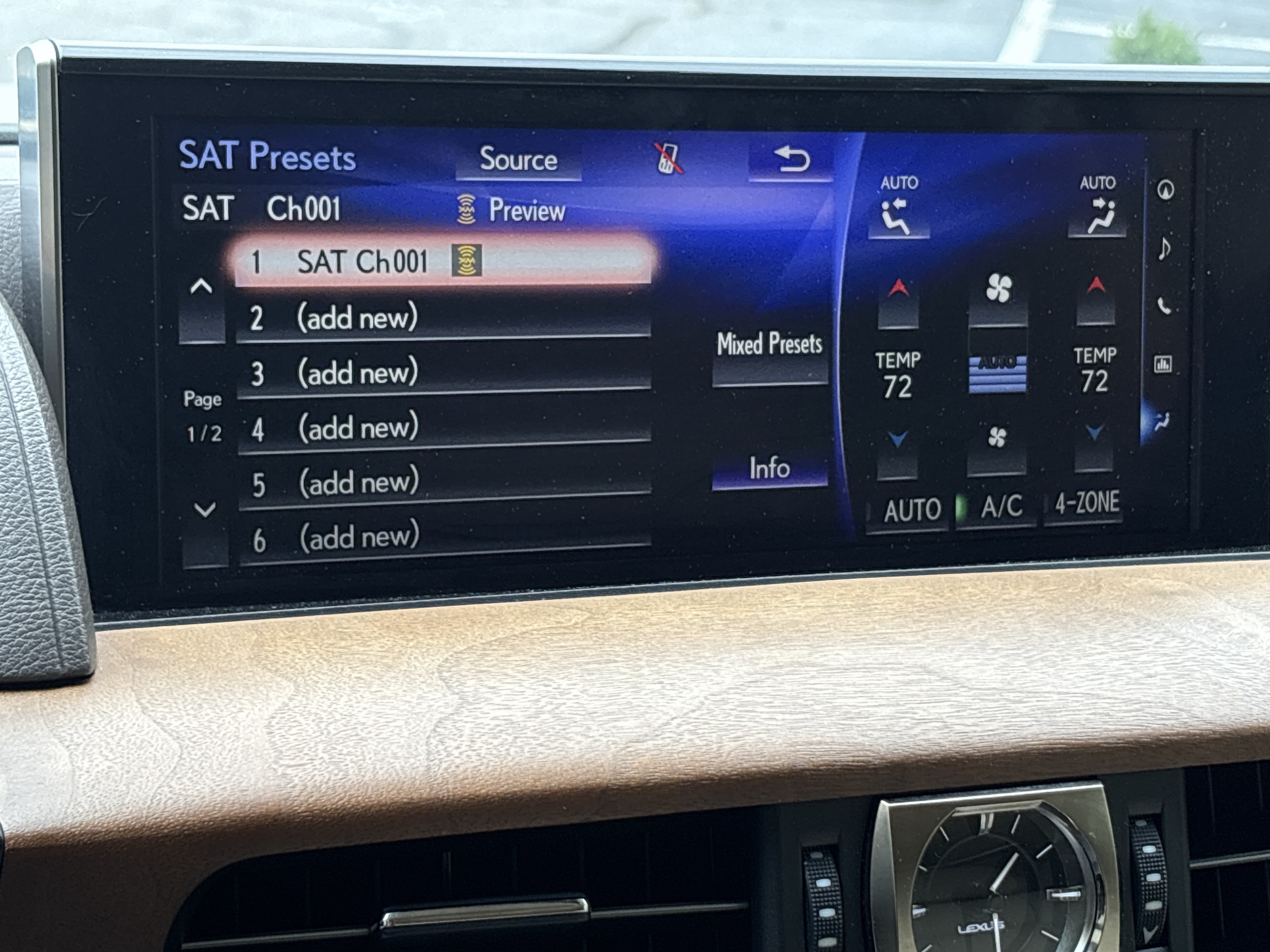 Used 2017 Lexus LX 570 4WD w/ Luxury Package image 23