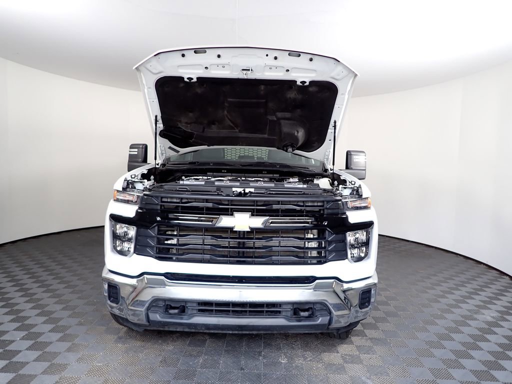 Used 2024 Chevrolet Silverado 3500 W/T w/ WT Convenience Package image 10