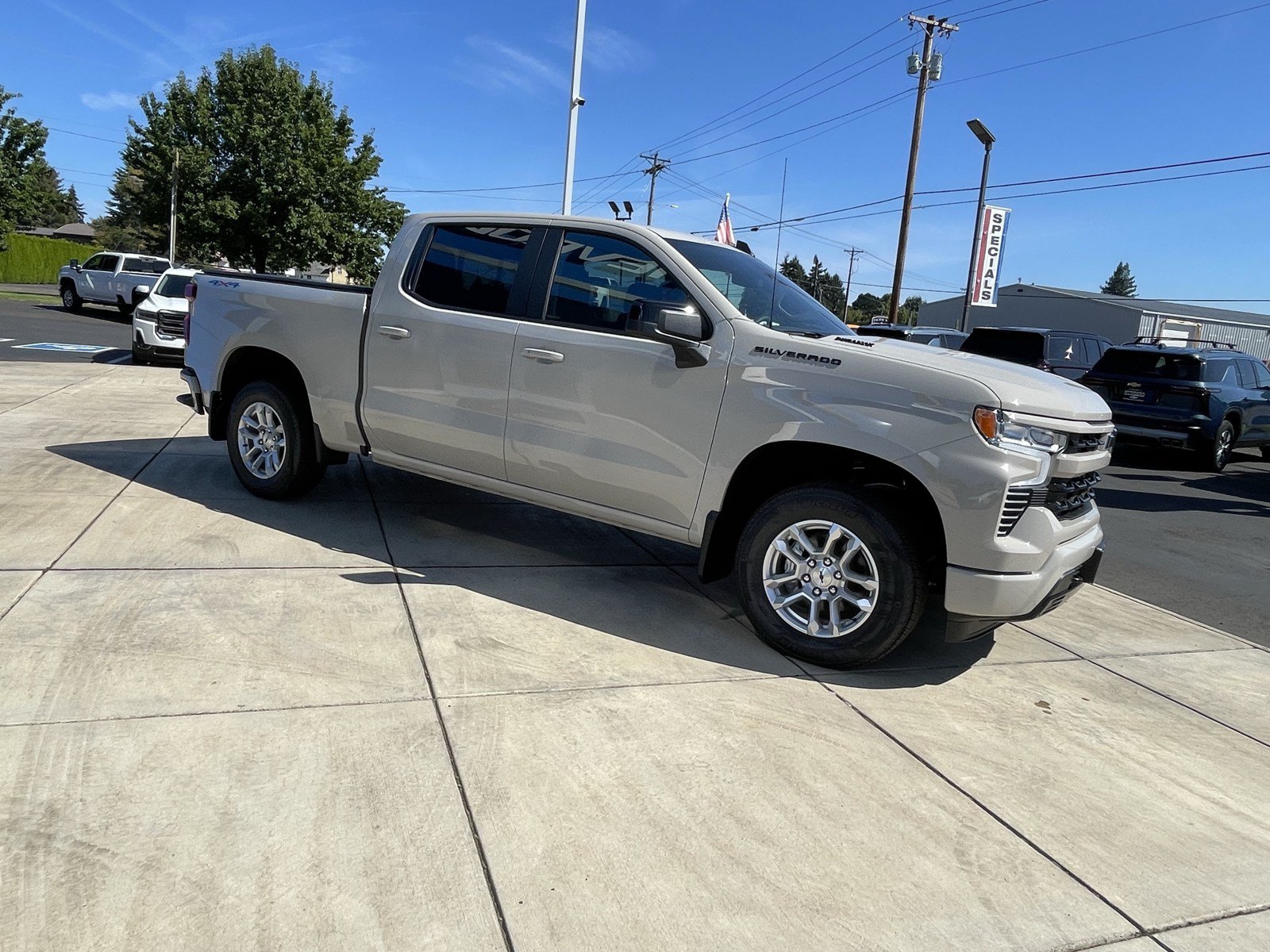 New 2026 Chevrolet Silverado 1500 RST w/ Convenience Package II AWD/4WD image 7