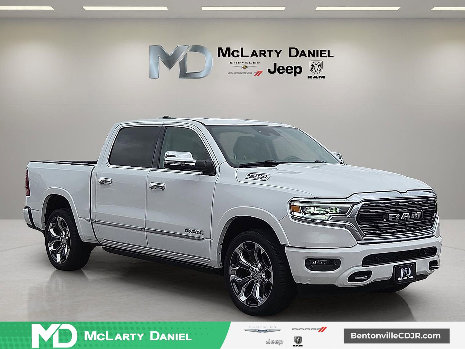 Used 2019 RAM 1500 Limited image 1