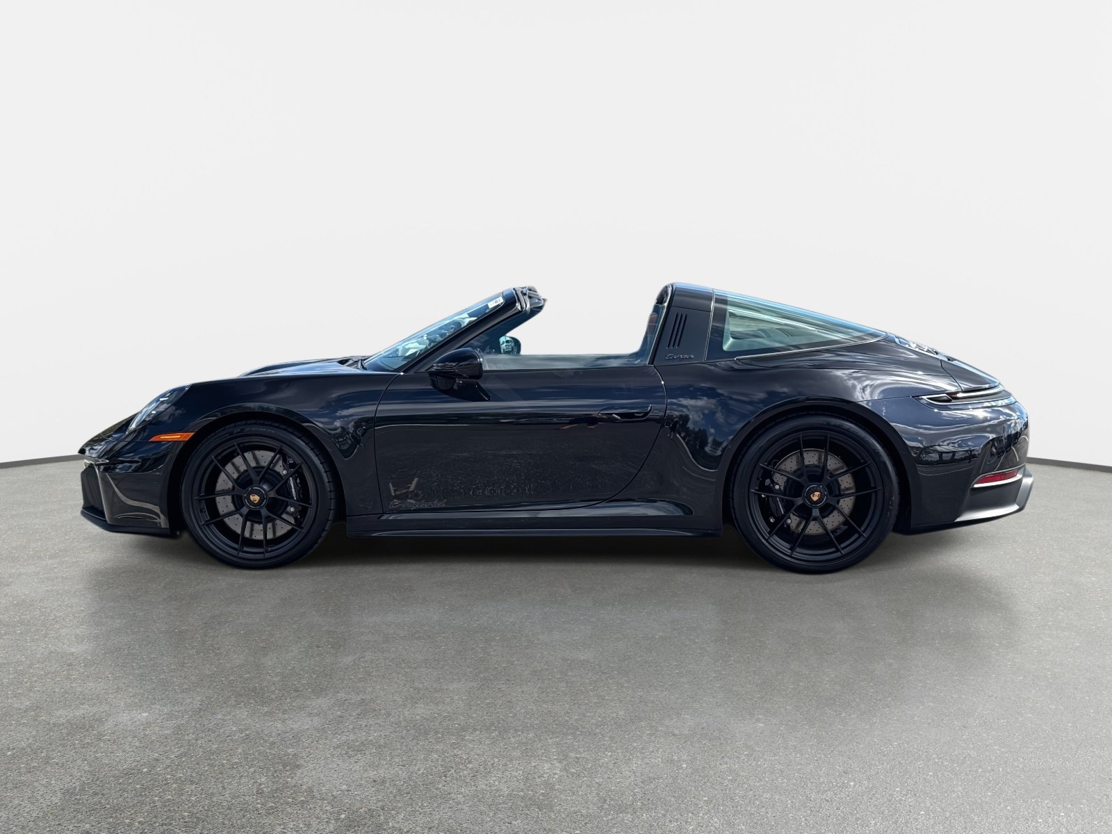Used 2026 Porsche 911 Targa 4 GTS AWD/4WD image 14