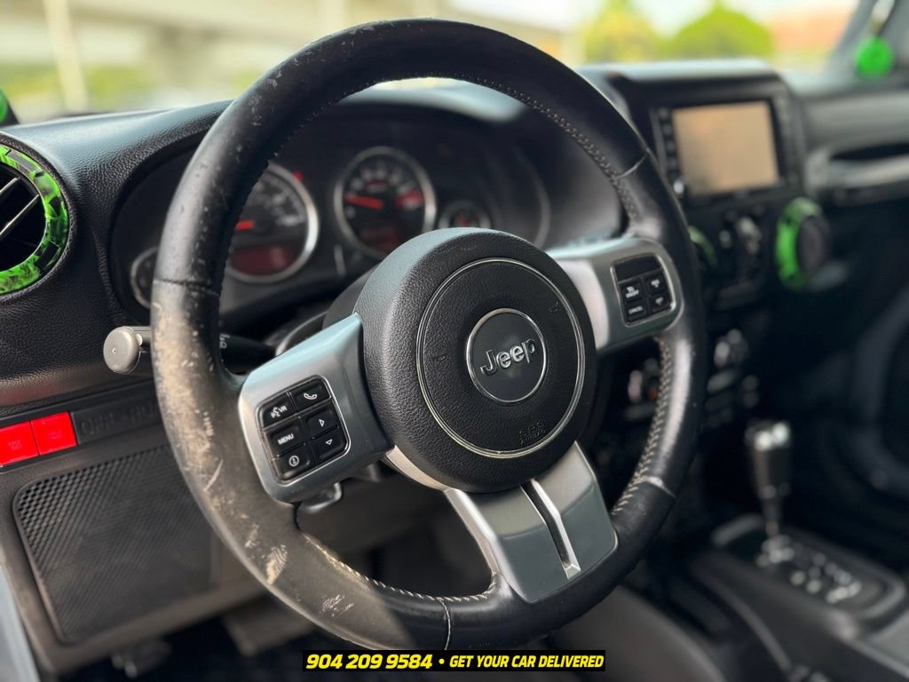 Used 2014 Jeep Wrangler Unlimited Rubicon AWD/4WD image 13