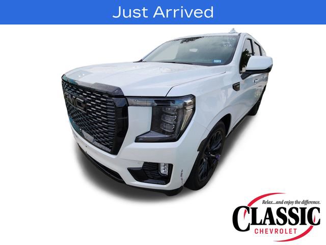 Used 2023 GMC Yukon XL Denali w/ Advanced Technology Package AWD/4WD image 4