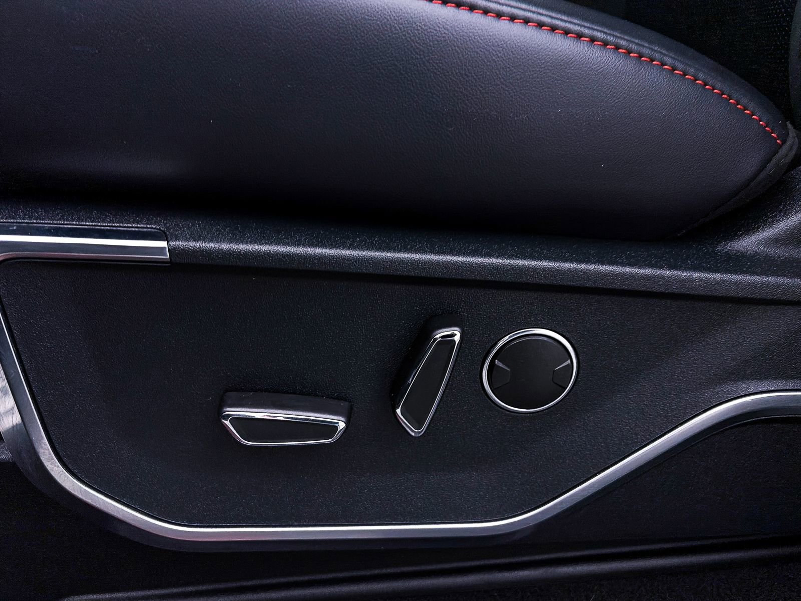 Used 2025 Ford F150 Raptor image 38