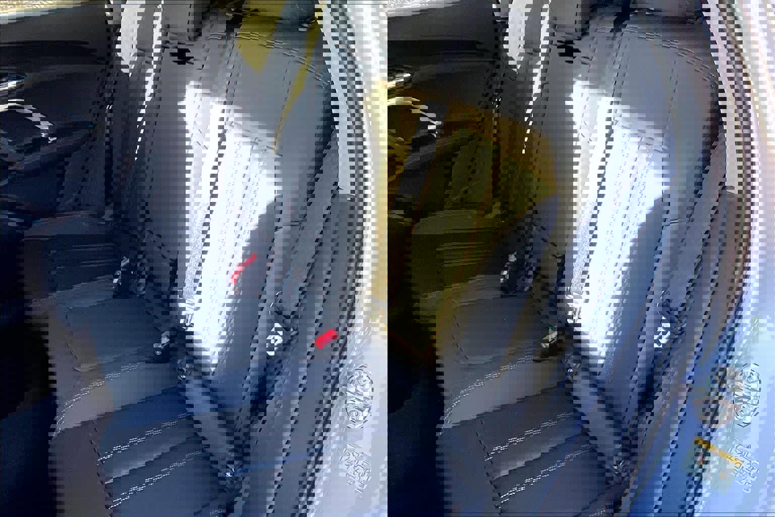 Used 2025 Audi Q5 Premium w/ Convenience Package image 19