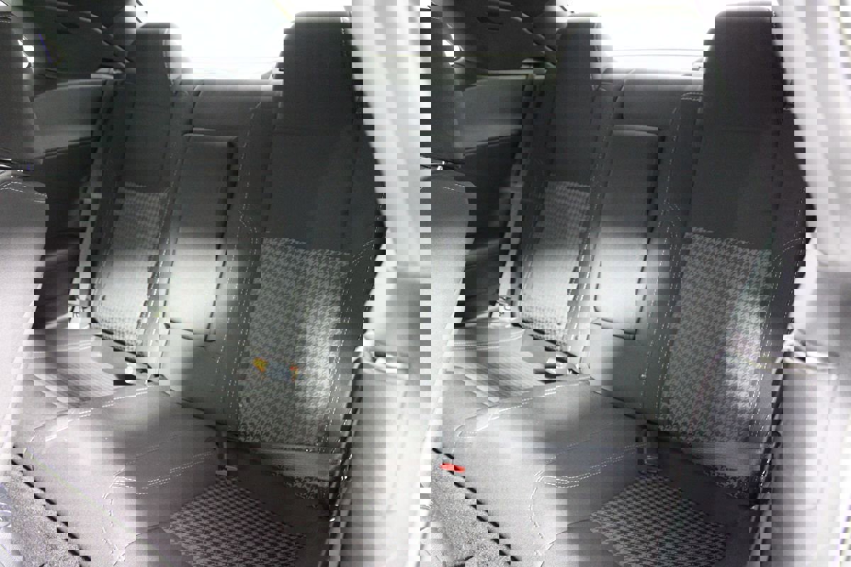 Used 2021 Dodge Challenger SXT image 21