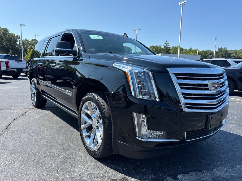 Used 2016 Cadillac Escalade ESV Platinum AWD/4WD image 4