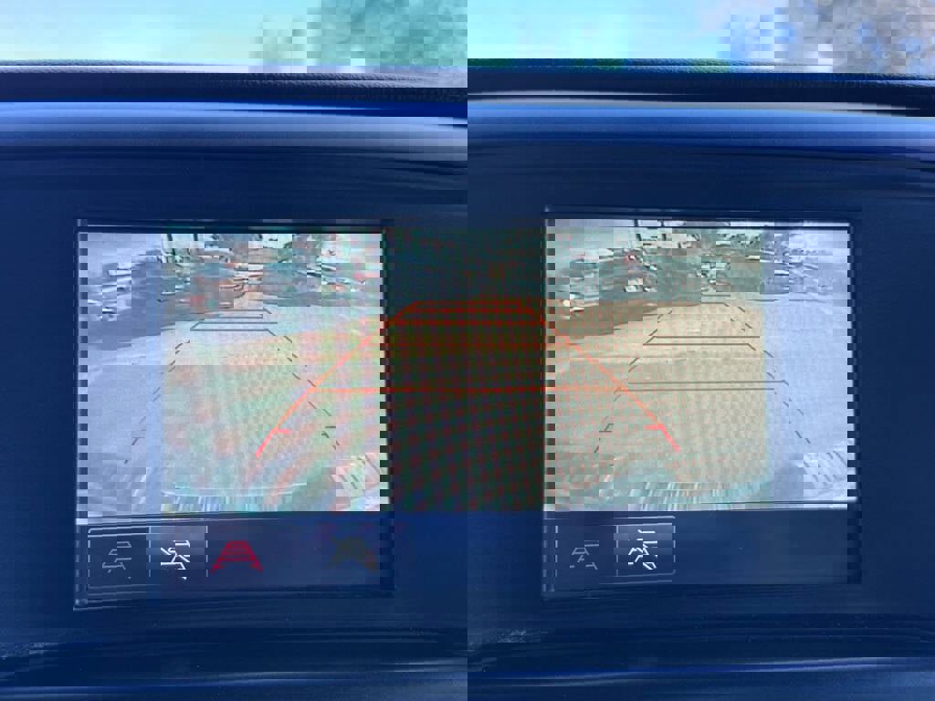 Used 2016 GMC Sierra 1500 2WD Double Cab w/ Sierra Convenience Package image 17