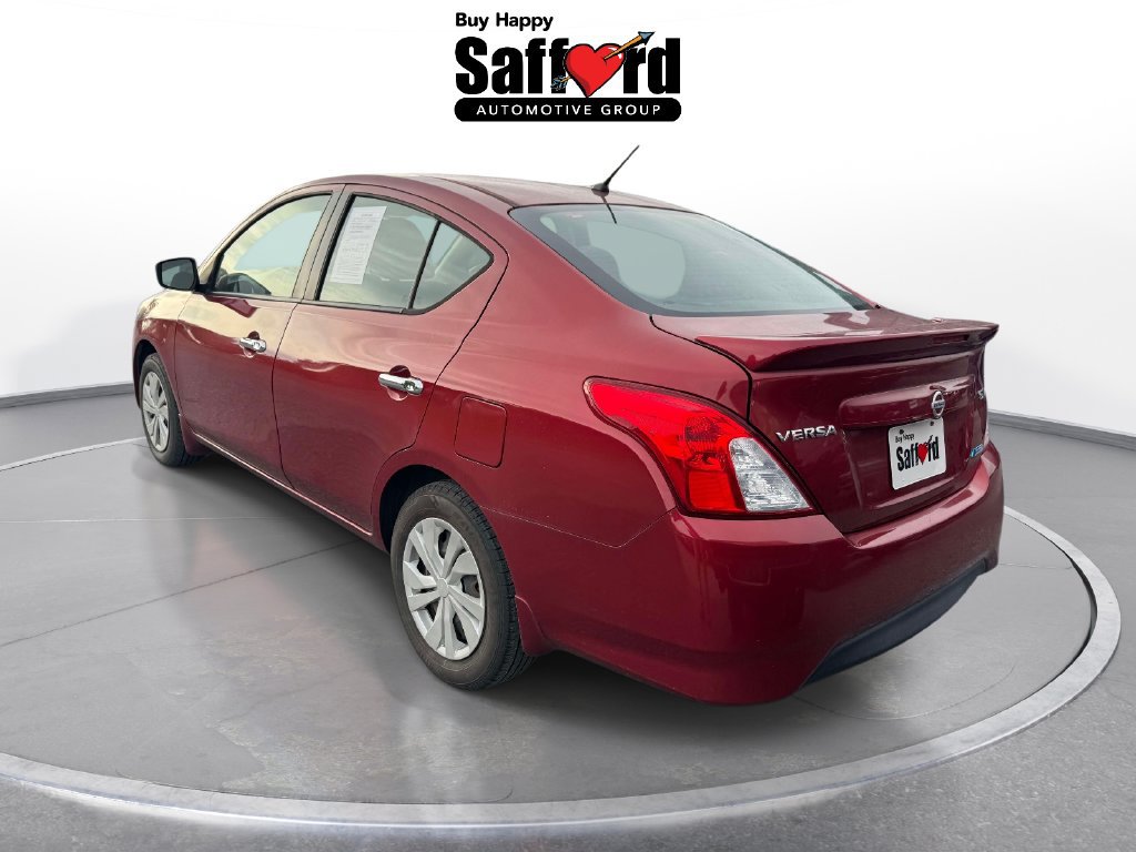 Used 2016 Nissan Versa SV FWD image 3