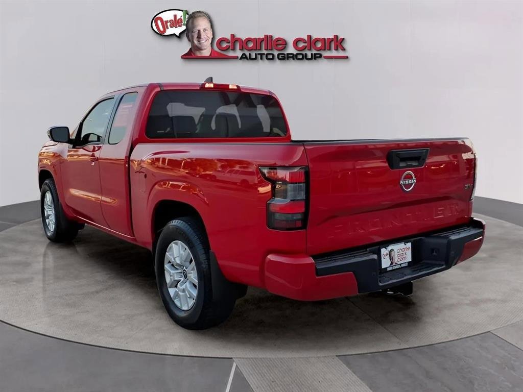 Used 2023 Nissan Frontier SV w/ Technology Package image 3