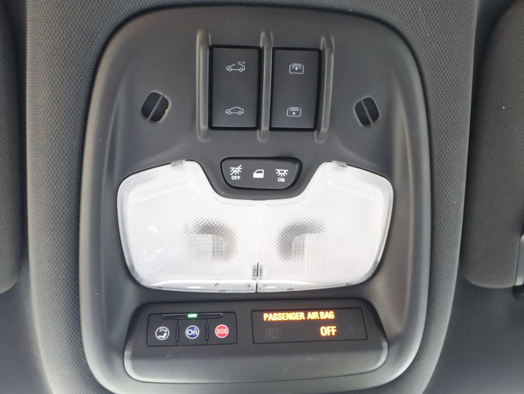 Used 2023 Chevrolet TrailBlazer ACTIV w/ Sun and Liftgate Package FWD image 29