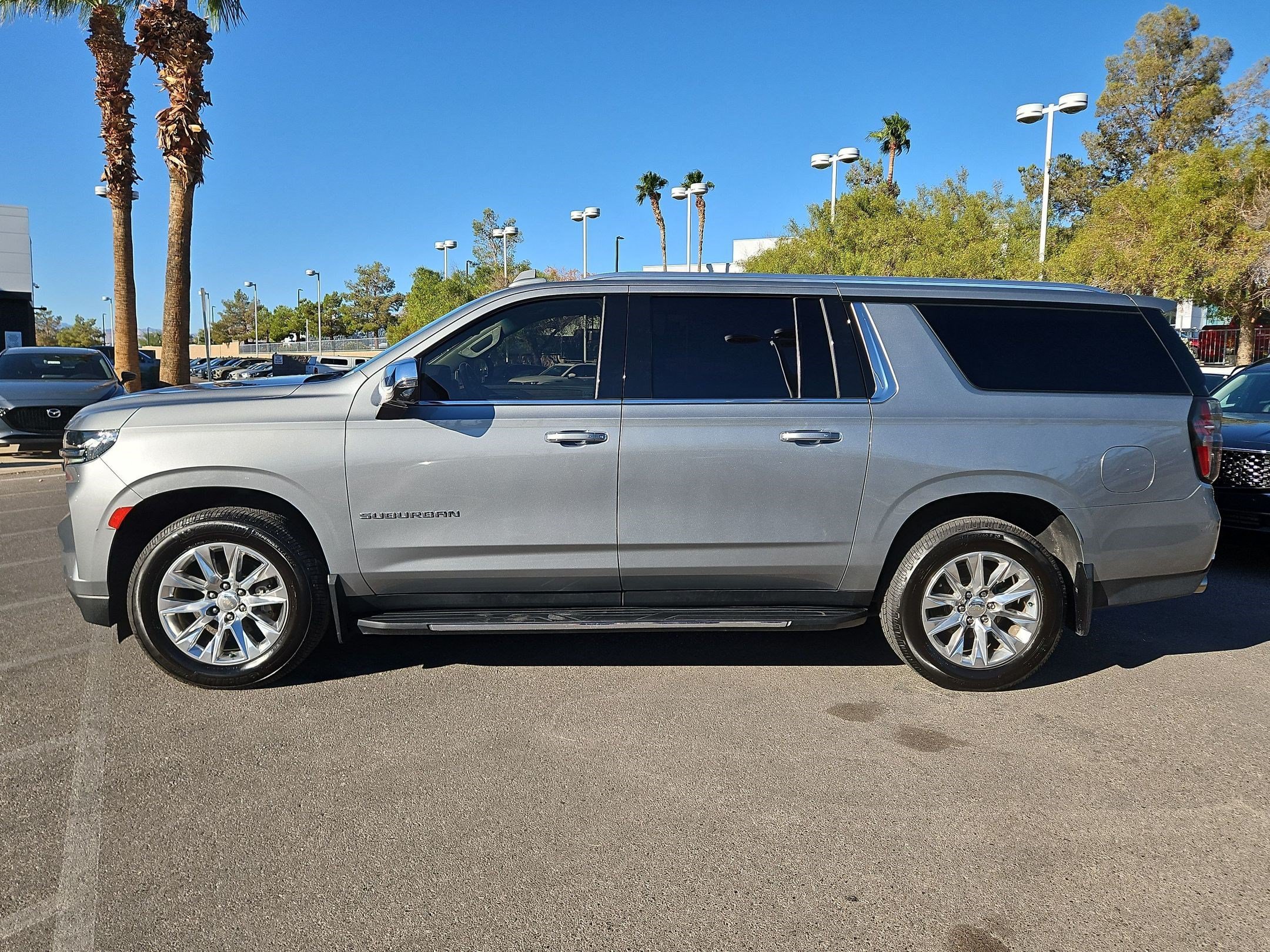 Certified 2023 Chevrolet Suburban Premier AWD/4WD image 2