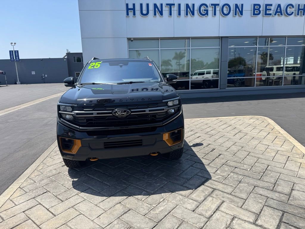 Used 2025 Ford Expedition Tremor AWD/4WD image 35