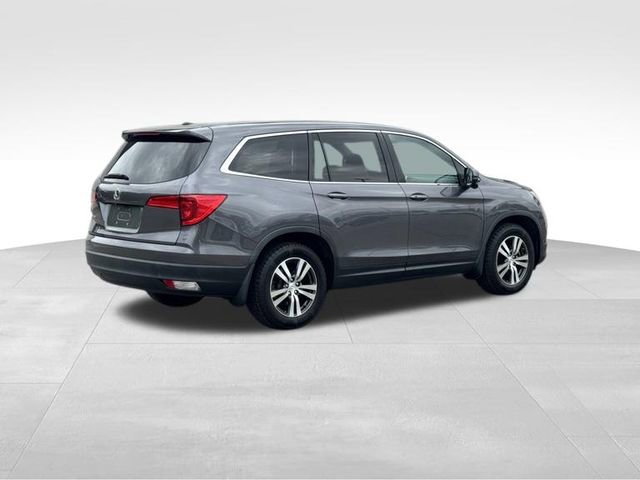 Used 2018 Honda Pilot EX image 4