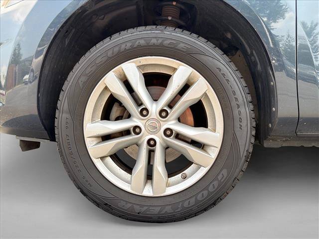 Used 2013 Nissan Rogue SV FWD image 9