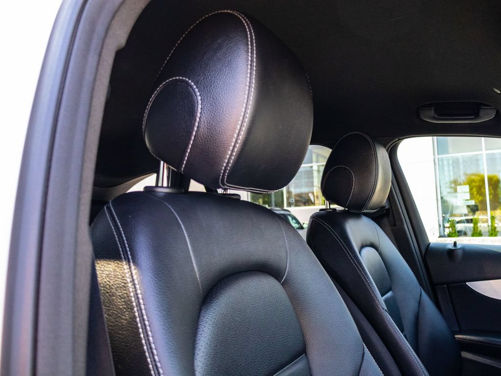 Used 2020 Mercedes-Benz GLC 300 image 20