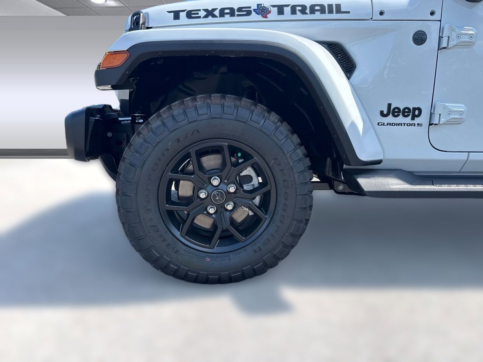 New 2025 Jeep Gladiator Sport image 11
