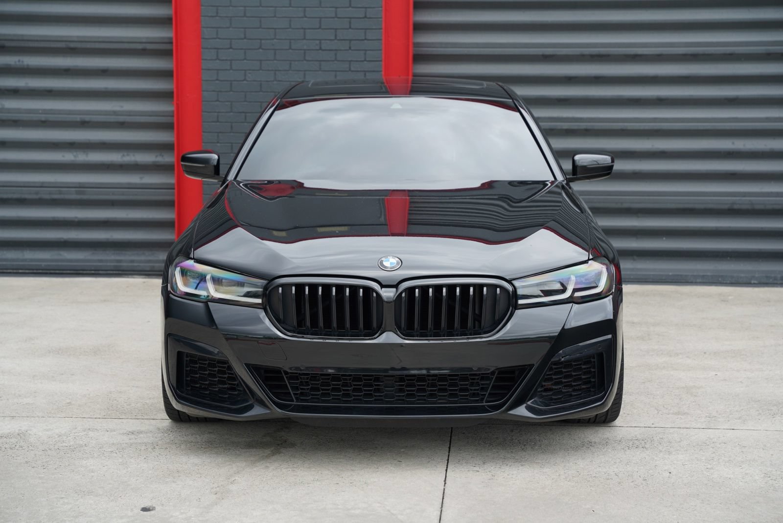 Used 2021 BMW M550i xDrive w/ Executive Package AWD/4WD video 2