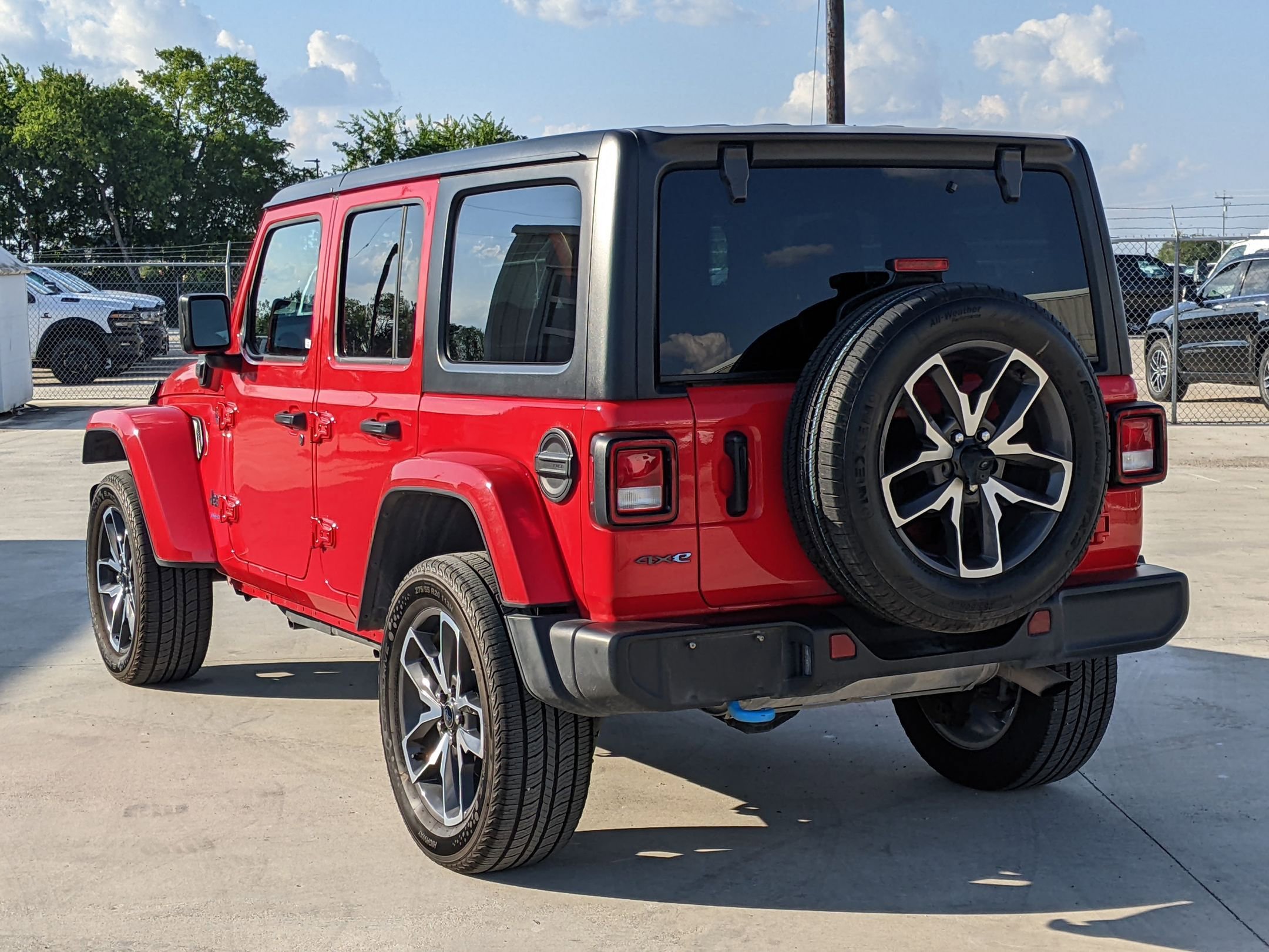 Used 2024 Jeep Wrangler Sport S AWD/4WD image 5
