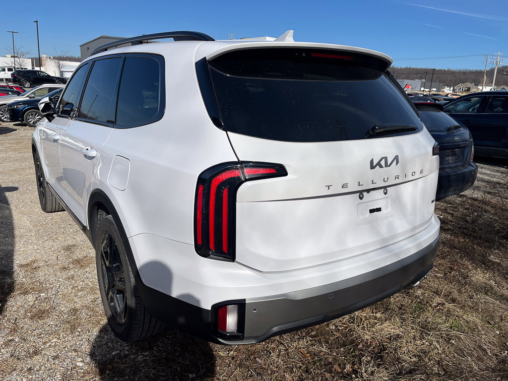 Used 2023 Kia Telluride SX Prestige X-Line image 3