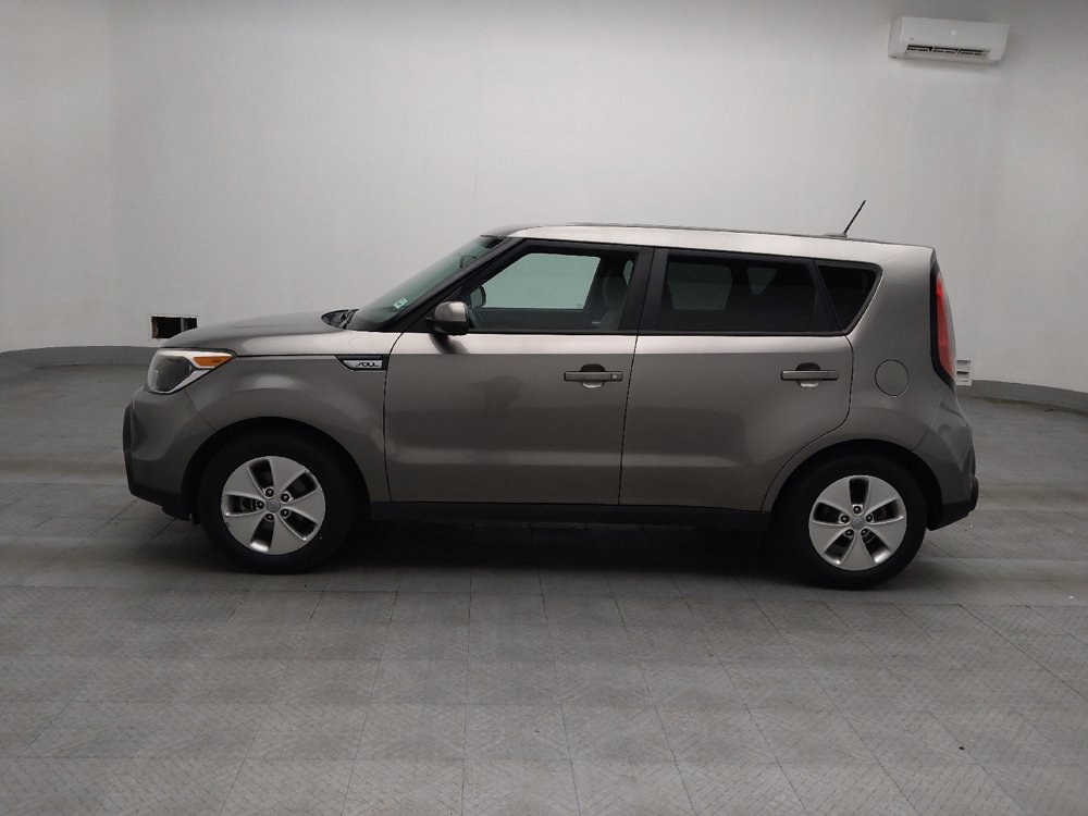 Used 2016 Kia Soul FWD image 2