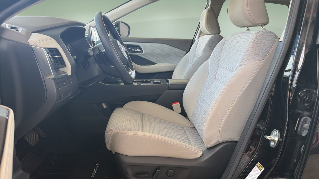Certified 2023 Nissan Rogue SV AWD/4WD image 17